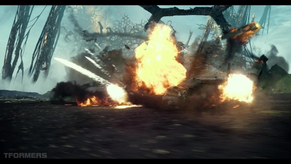 Transformers The Last Knight Theatrical Trailer HD Screenshot Gallery 508 (508 of 788)
